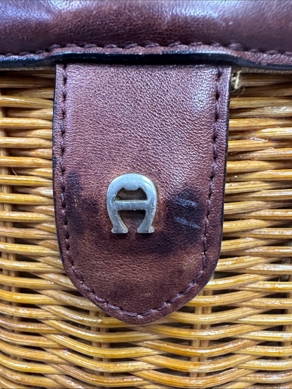 Vintage Etienne Aigner Basket Crossbody Bag with Burgundy Leather Trim - Picture 6 of 9